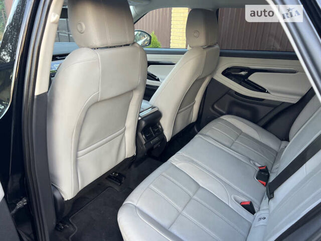 Черный Ленд Ровер Рендж Ровер Эвок, объемом двигателя 2 л и пробегом 12 тыс. км за 25800 $, фото 16 на Automoto.ua