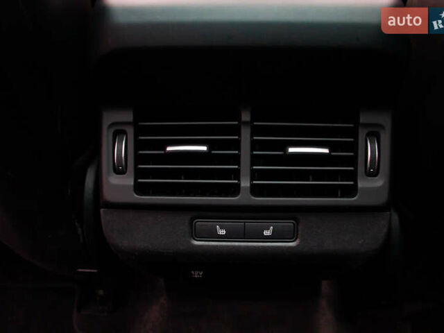 Черный Ленд Ровер Рендж Ровер Эвок, объемом двигателя 2 л и пробегом 103 тыс. км за 35000 $, фото 21 на Automoto.ua