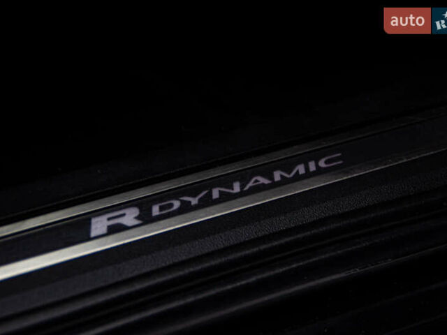 Черный Ленд Ровер Рендж Ровер Эвок, объемом двигателя 2 л и пробегом 103 тыс. км за 35000 $, фото 26 на Automoto.ua