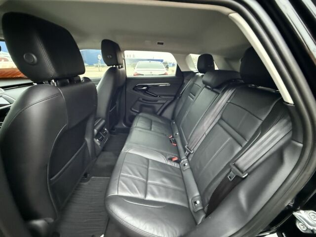 Черный Ленд Ровер Рендж Ровер Эвок, объемом двигателя 2 л и пробегом 47 тыс. км за 25900 $, фото 14 на Automoto.ua