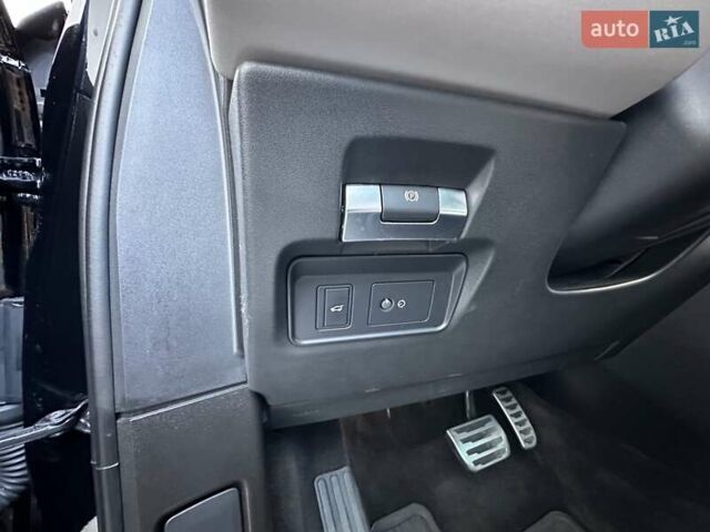 Черный Ленд Ровер Рендж Ровер Эвок, объемом двигателя 2 л и пробегом 74 тыс. км за 30500 $, фото 59 на Automoto.ua