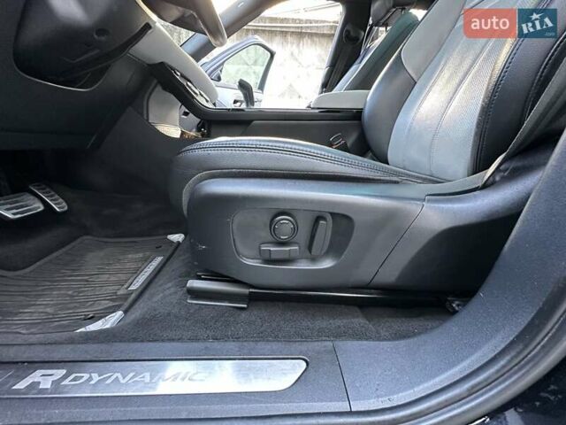 Черный Ленд Ровер Рендж Ровер Эвок, объемом двигателя 2 л и пробегом 74 тыс. км за 30500 $, фото 37 на Automoto.ua