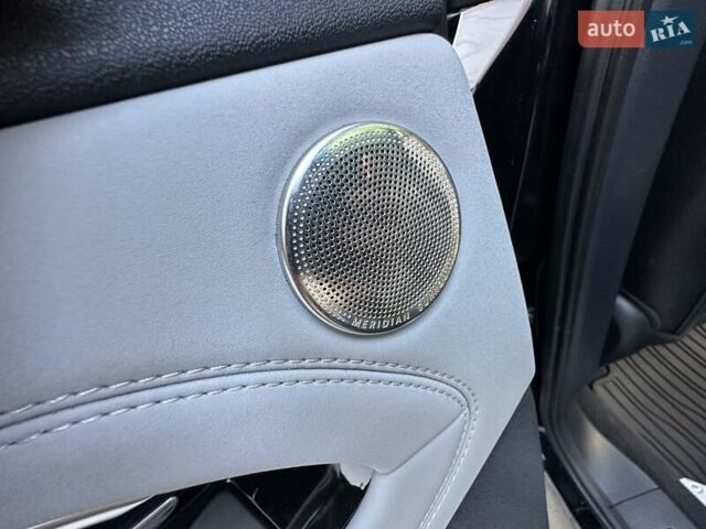 Черный Ленд Ровер Рендж Ровер Эвок, объемом двигателя 2 л и пробегом 74 тыс. км за 30500 $, фото 66 на Automoto.ua