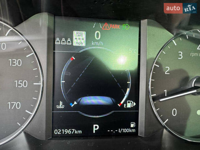 Черный Ленд Ровер Рендж Ровер Эвок, объемом двигателя 2 л и пробегом 22 тыс. км за 30900 $, фото 21 на Automoto.ua