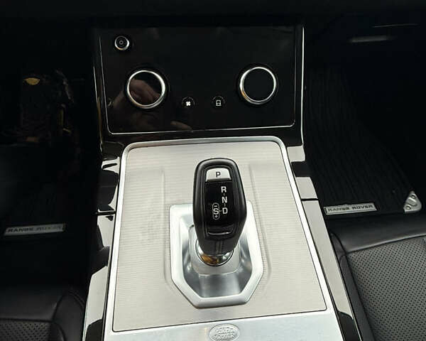 Черный Ленд Ровер Рендж Ровер Эвок, объемом двигателя 2 л и пробегом 53 тыс. км за 30500 $, фото 33 на Automoto.ua