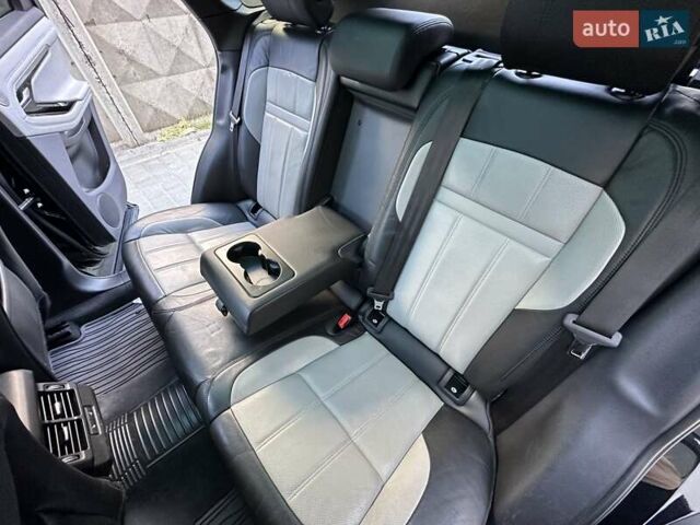 Черный Ленд Ровер Рендж Ровер Эвок, объемом двигателя 2 л и пробегом 74 тыс. км за 30500 $, фото 64 на Automoto.ua