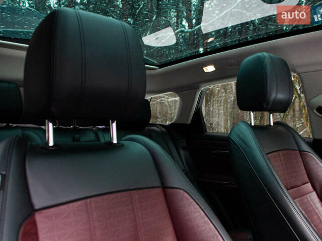 Черный Ленд Ровер Рендж Ровер Эвок, объемом двигателя 2 л и пробегом 103 тыс. км за 35000 $, фото 18 на Automoto.ua