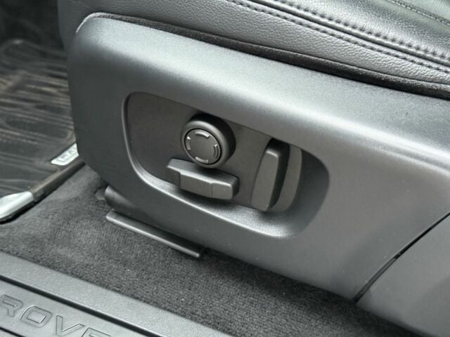 Черный Ленд Ровер Рендж Ровер Эвок, объемом двигателя 2 л и пробегом 47 тыс. км за 25900 $, фото 18 на Automoto.ua