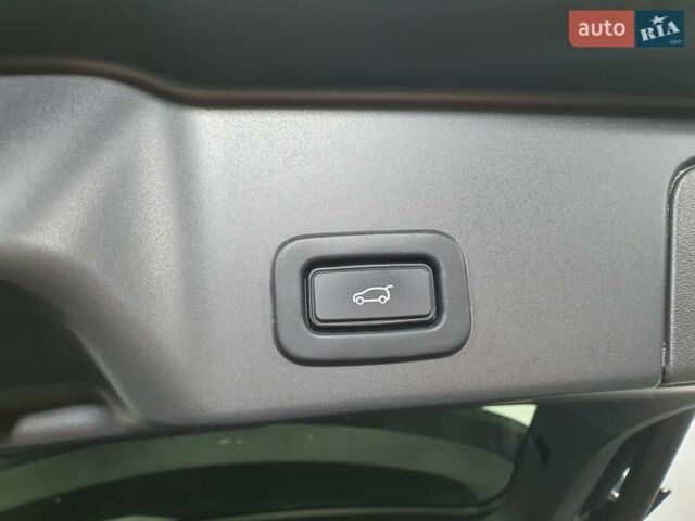 Черный Ленд Ровер Рендж Ровер Эвок, объемом двигателя 2 л и пробегом 108 тыс. км за 33333 $, фото 15 на Automoto.ua