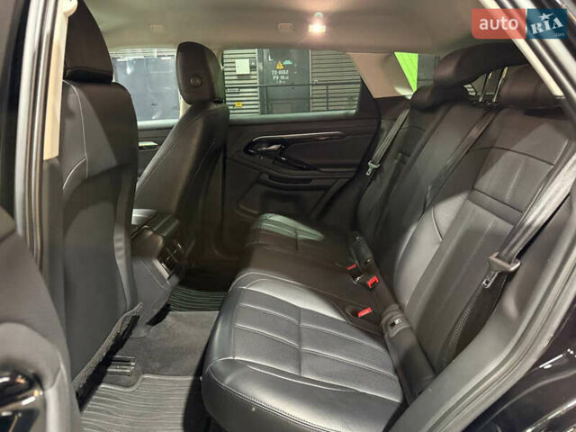 Чорний Ленд Ровер Рендж Ровер Евок, об'ємом двигуна 2 л та пробігом 52 тис. км за 32000 $, фото 6 на Automoto.ua