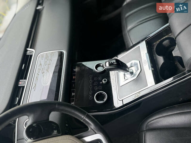 Чорний Ленд Ровер Рендж Ровер Евок, об'ємом двигуна 2 л та пробігом 122 тис. км за 19000 $, фото 6 на Automoto.ua