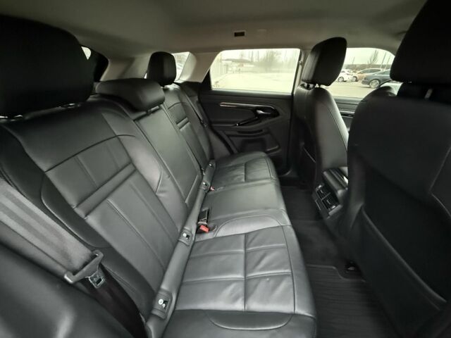 Черный Ленд Ровер Рендж Ровер Эвок, объемом двигателя 2 л и пробегом 47 тыс. км за 25900 $, фото 10 на Automoto.ua