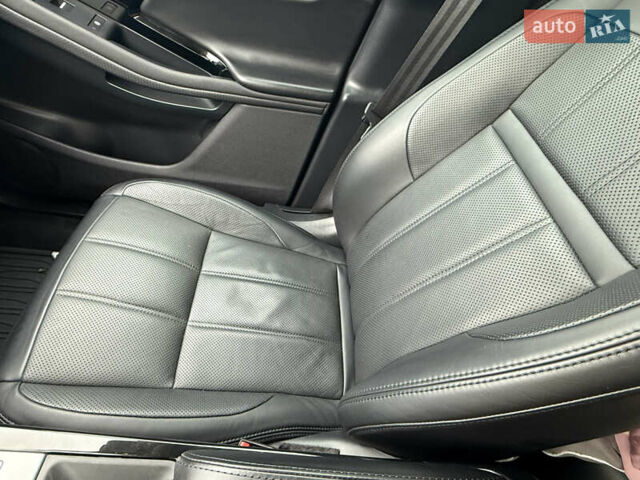 Черный Ленд Ровер Рендж Ровер Эвок, объемом двигателя 2 л и пробегом 53 тыс. км за 30500 $, фото 34 на Automoto.ua