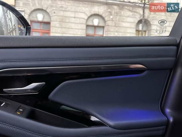 Чорний Ленд Ровер Рендж Ровер Евок, об'ємом двигуна 0 л та пробігом 73 тис. км за 27700 $, фото 30 на Automoto.ua
