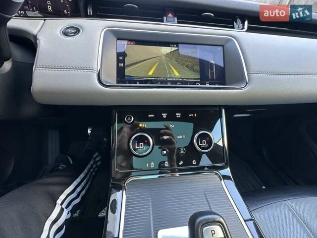 Черный Ленд Ровер Рендж Ровер Эвок, объемом двигателя 2 л и пробегом 74 тыс. км за 30500 $, фото 48 на Automoto.ua