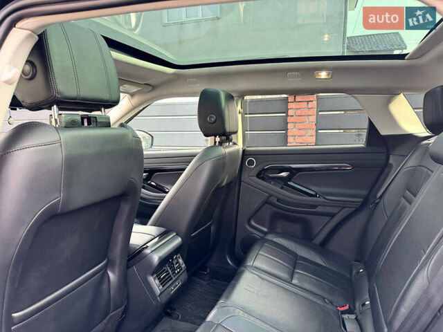 Черный Ленд Ровер Рендж Ровер Эвок, объемом двигателя 2 л и пробегом 22 тыс. км за 30900 $, фото 16 на Automoto.ua