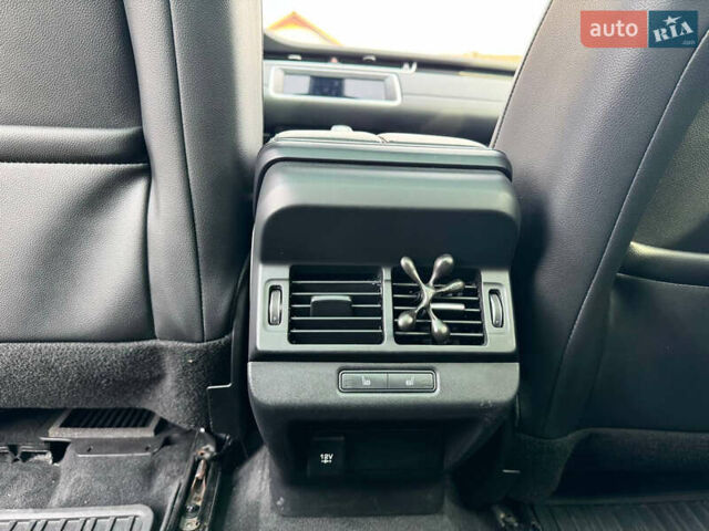 Черный Ленд Ровер Рендж Ровер Эвок, объемом двигателя 2 л и пробегом 22 тыс. км за 30900 $, фото 17 на Automoto.ua