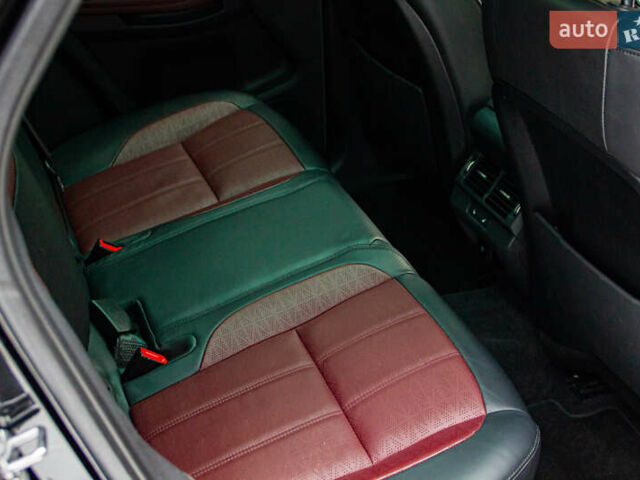 Черный Ленд Ровер Рендж Ровер Эвок, объемом двигателя 2 л и пробегом 103 тыс. км за 35000 $, фото 20 на Automoto.ua