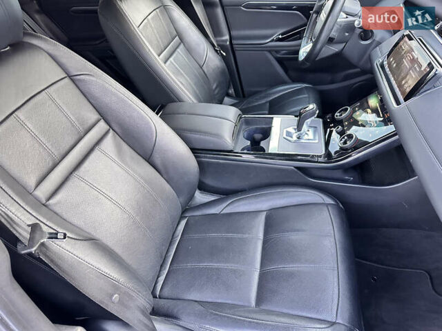 Черный Ленд Ровер Рендж Ровер Эвок, объемом двигателя 0 л и пробегом 110 тыс. км за 29000 $, фото 24 на Automoto.ua