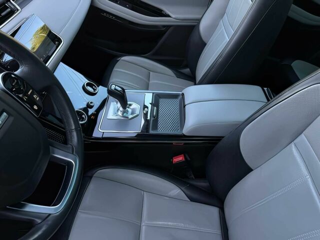 Черный Ленд Ровер Рендж Ровер Эвок, объемом двигателя 2 л и пробегом 34 тыс. км за 17200 $, фото 10 на Automoto.ua