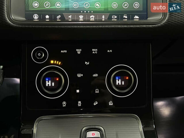 Чорний Ленд Ровер Рендж Ровер Евок, об'ємом двигуна 2 л та пробігом 117 тис. км за 29800 $, фото 19 на Automoto.ua