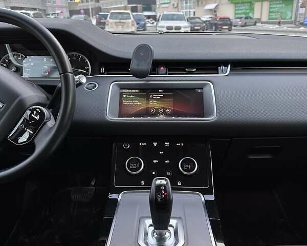 Чорний Ленд Ровер Рендж Ровер Евок, об'ємом двигуна 2 л та пробігом 51 тис. км за 33000 $, фото 7 на Automoto.ua