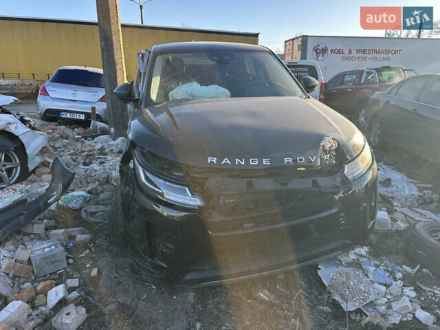 Черный Ленд Ровер Рендж Ровер Эвок, объемом двигателя 2 л и пробегом 25 тыс. км за 14700 $, фото 2 на Automoto.ua