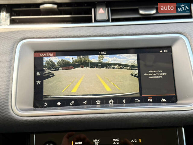 Черный Ленд Ровер Рендж Ровер Эвок, объемом двигателя 2 л и пробегом 116 тыс. км за 31500 $, фото 12 на Automoto.ua