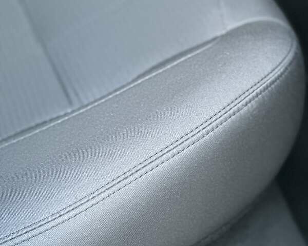 Чорний Ленд Ровер Рендж Ровер Евок, об'ємом двигуна 2 л та пробігом 51 тис. км за 33000 $, фото 11 на Automoto.ua