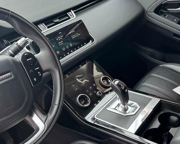 Черный Ленд Ровер Рендж Ровер Эвок, объемом двигателя 2 л и пробегом 71 тыс. км за 35000 $, фото 6 на Automoto.ua