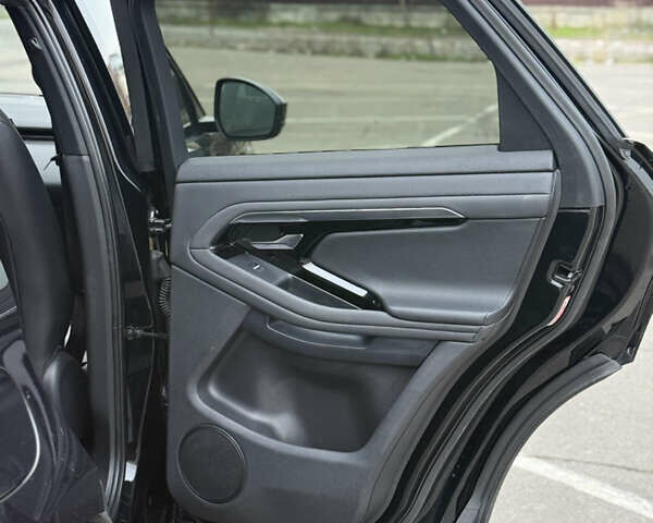 Чорний Ленд Ровер Рендж Ровер Евок, об'ємом двигуна 2 л та пробігом 89 тис. км за 32100 $, фото 17 на Automoto.ua