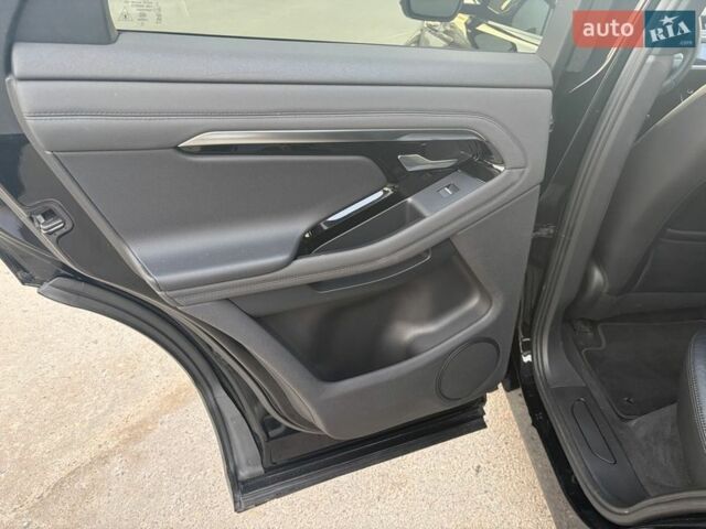 Чорний Ленд Ровер Рендж Ровер Евок, об'ємом двигуна 2 л та пробігом 76 тис. км за 32000 $, фото 16 на Automoto.ua