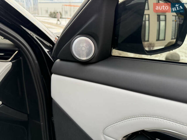 Чорний Ленд Ровер Рендж Ровер Евок, об'ємом двигуна 2 л та пробігом 29 тис. км за 46800 $, фото 30 на Automoto.ua