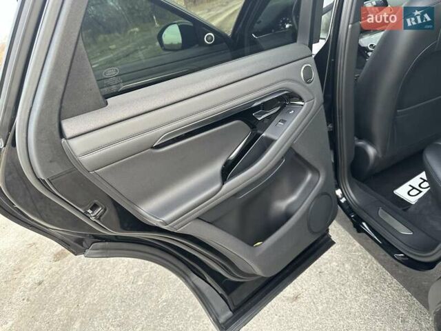 Черный Ленд Ровер Рендж Ровер Эвок, объемом двигателя 2 л и пробегом 98 тыс. км за 39999 $, фото 40 на Automoto.ua