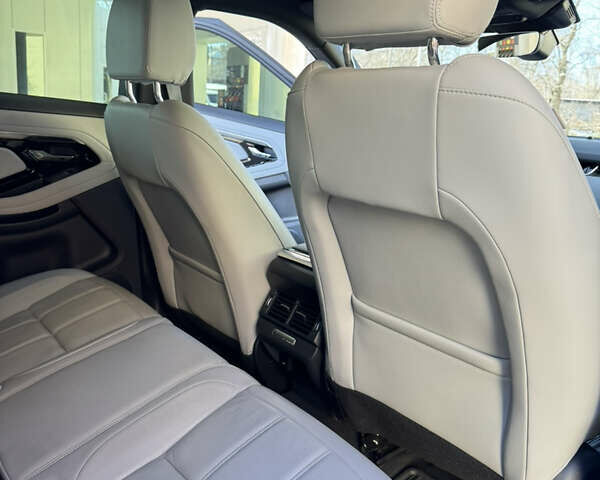 Чорний Ленд Ровер Рендж Ровер Евок, об'ємом двигуна 2 л та пробігом 56 тис. км за 44500 $, фото 37 на Automoto.ua