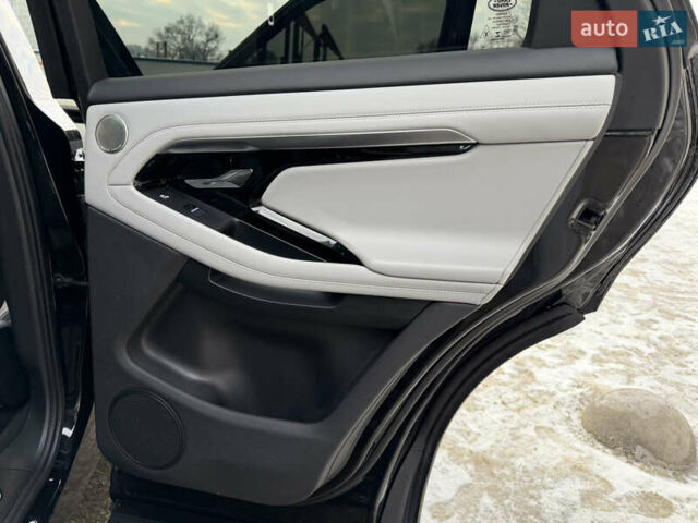 Чорний Ленд Ровер Рендж Ровер Евок, об'ємом двигуна 2 л та пробігом 29 тис. км за 46800 $, фото 26 на Automoto.ua