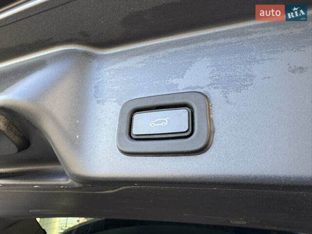 Чорний Ленд Ровер Рендж Ровер Евок, об'ємом двигуна 2 л та пробігом 56 тис. км за 44500 $, фото 36 на Automoto.ua