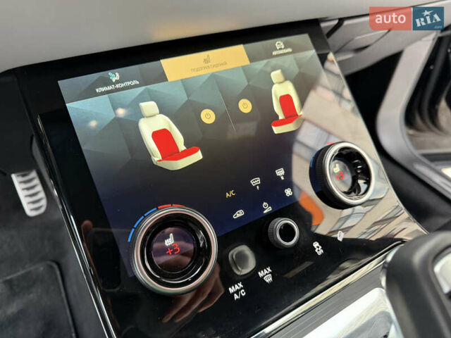 Чорний Ленд Ровер Рендж Ровер Евок, об'ємом двигуна 2 л та пробігом 29 тис. км за 46800 $, фото 46 на Automoto.ua