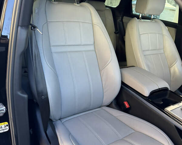 Чорний Ленд Ровер Рендж Ровер Евок, об'ємом двигуна 2 л та пробігом 56 тис. км за 44500 $, фото 40 на Automoto.ua