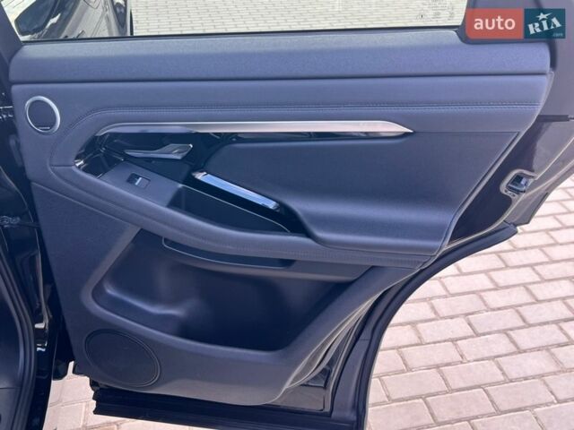 Черный Ленд Ровер Рендж Ровер Эвок, объемом двигателя 2 л и пробегом 185 тыс. км за 32912 $, фото 24 на Automoto.ua