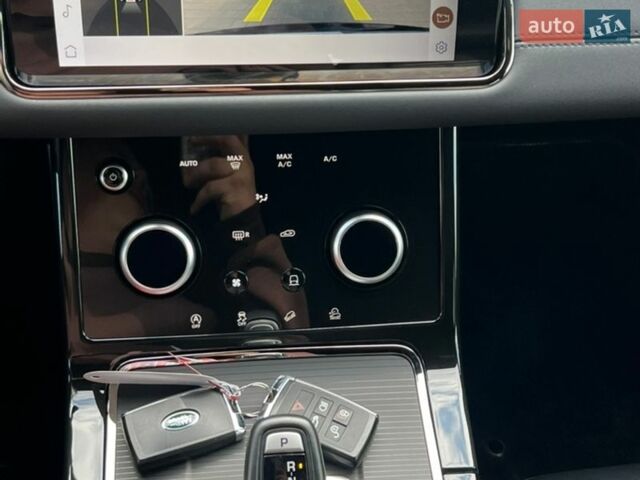 Черный Ленд Ровер Рендж Ровер Эвок, объемом двигателя 2 л и пробегом 185 тыс. км за 32912 $, фото 15 на Automoto.ua