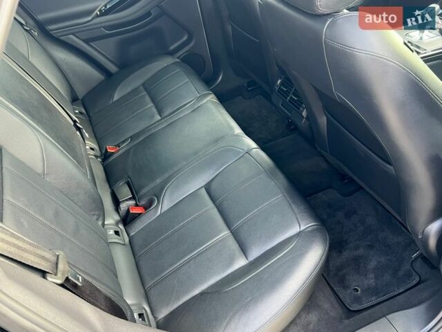 Черный Ленд Ровер Рендж Ровер Эвок, объемом двигателя 2 л и пробегом 185 тыс. км за 32912 $, фото 25 на Automoto.ua