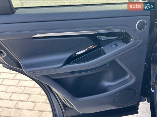 Черный Ленд Ровер Рендж Ровер Эвок, объемом двигателя 2 л и пробегом 185 тыс. км за 32912 $, фото 16 на Automoto.ua