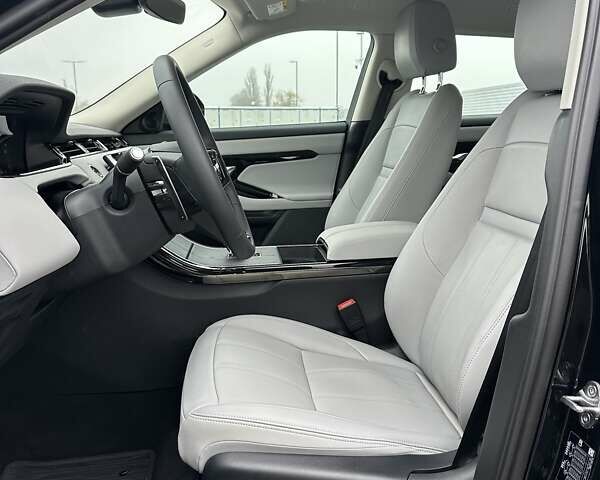 Чорний Ленд Ровер Рендж Ровер Евок, об'ємом двигуна 2 л та пробігом 7 тис. км за 60200 $, фото 13 на Automoto.ua