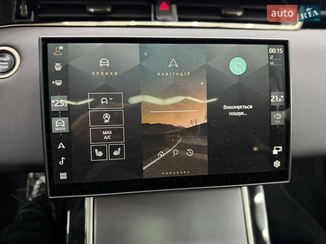 Черный Ленд Ровер Рендж Ровер Эвок, объемом двигателя 2 л и пробегом 9 тыс. км за 47000 $, фото 20 на Automoto.ua