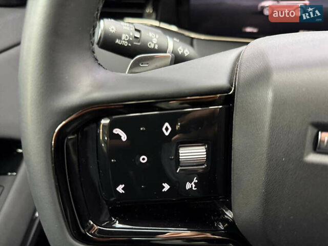 Черный Ленд Ровер Рендж Ровер Эвок, объемом двигателя 2 л и пробегом 9 тыс. км за 47000 $, фото 18 на Automoto.ua