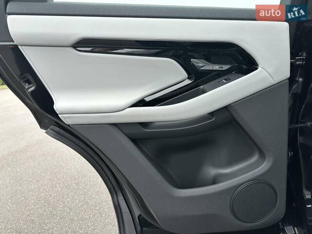 Чорний Ленд Ровер Рендж Ровер Евок, об'ємом двигуна 2 л та пробігом 7 тис. км за 60200 $, фото 19 на Automoto.ua