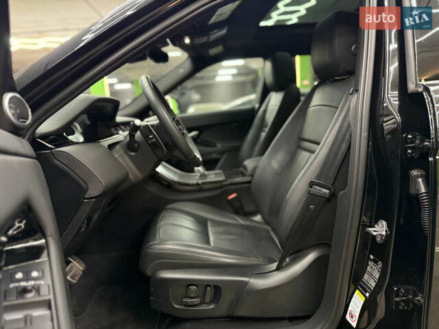 Черный Ленд Ровер Рендж Ровер Эвок, объемом двигателя 2 л и пробегом 9 тыс. км за 47000 $, фото 11 на Automoto.ua