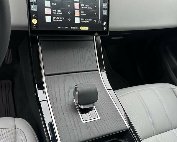 Чорний Ленд Ровер Рендж Ровер Евок, об'ємом двигуна 2 л та пробігом 7 тис. км за 60200 $, фото 17 на Automoto.ua