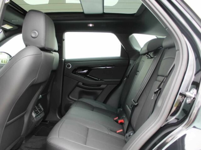 Черный Ленд Ровер Рендж Ровер Эвок, объемом двигателя 1.5 л и пробегом 44 тыс. км за 23000 $, фото 10 на Automoto.ua